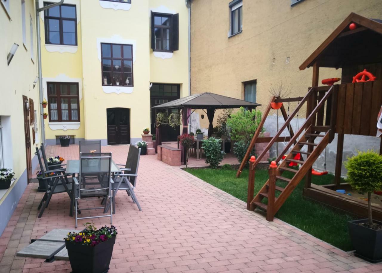 Korzó Apartman Kőszeg Exterior foto